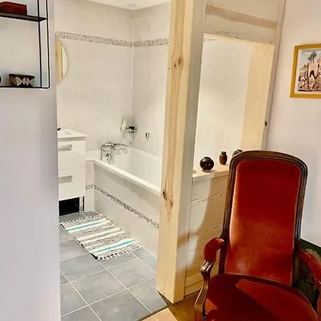 Holiday home Spacieuse Ferme Renovee A L'oree Des Bois *