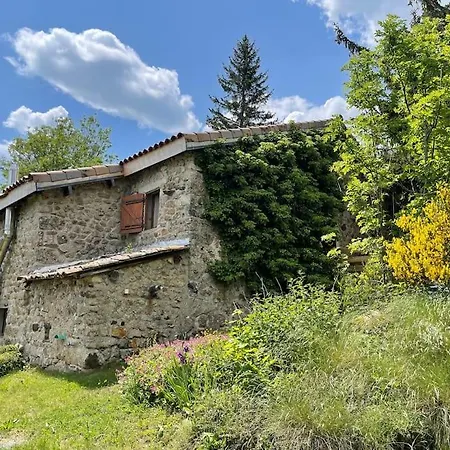 Spacieuse Ferme Renovee A L'oree Des Bois Vielprat